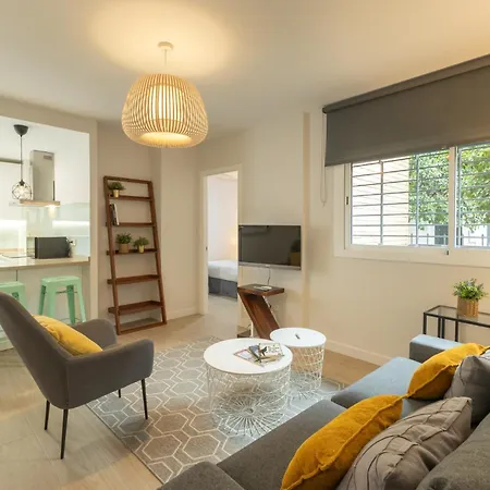 Charming Apartment With Private Patio At Plaza De Espana By Ocityzen Siviglia Esterno foto