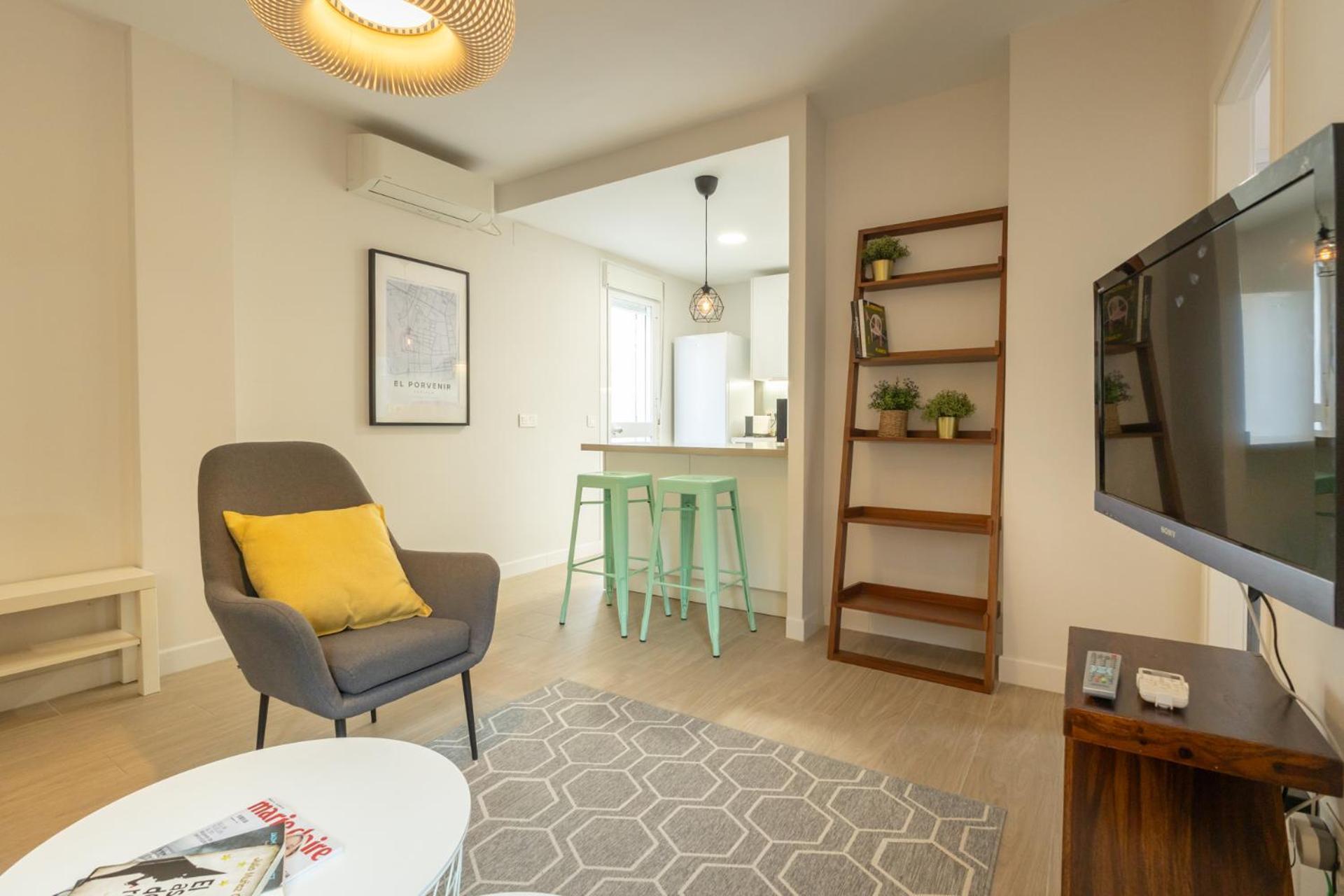 Charming With Private Patio At Plaza De Espana By Ocityzen Appartamento